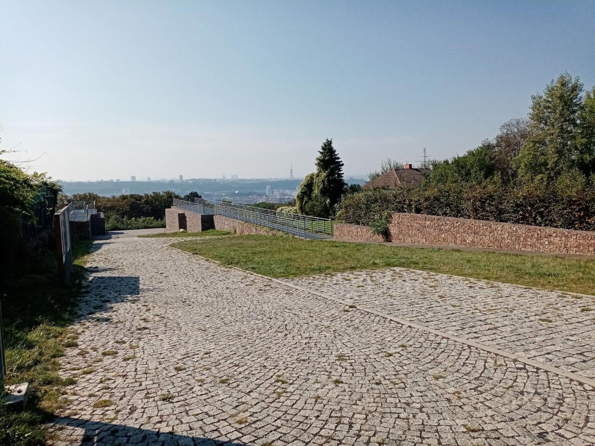 Apartman U Metra, 4 Hoste, Parking Free, Blizko O2 Arena Prague Exterior photo
